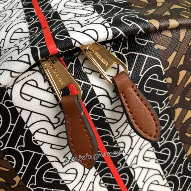 Burberry專門店新款男士後背包 巴寶莉經典環保帆布雙肩包 yxb1458